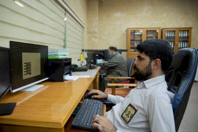 قسم شؤون المعارف يستعرض آلية العمل المعتمدة بالتصميم والإخراج الطباعي لإصداراته