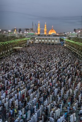 صلاة العيد بين الحرمين (في صور)