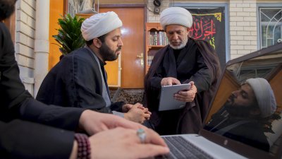 لإعداد جيل من الباحثين.. قسم المعارف يستقطب طلبة العلوم الدينية ضمن برامجه التدريبية