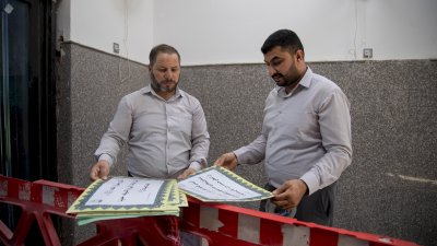 قسم المعارف ينشر أحاديث الرسول الأكرم وأهل البيت (عليهم السلام) في جامعة كربلاء