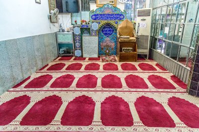 جامع الامام علي عليه السلام يقع في شارع الامام علي عليه السلام