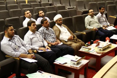 قسم المعارف في العتبة العباسية المقدسة يقيم دورة في فهرسة المخطوطات والوثائق