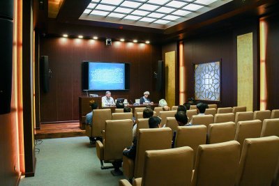 قسم شؤون المعارف الاسلامية والانسانية في العتبة العباسية المقدسة تقيم دورة فهرسة المخطوطات والوثائق