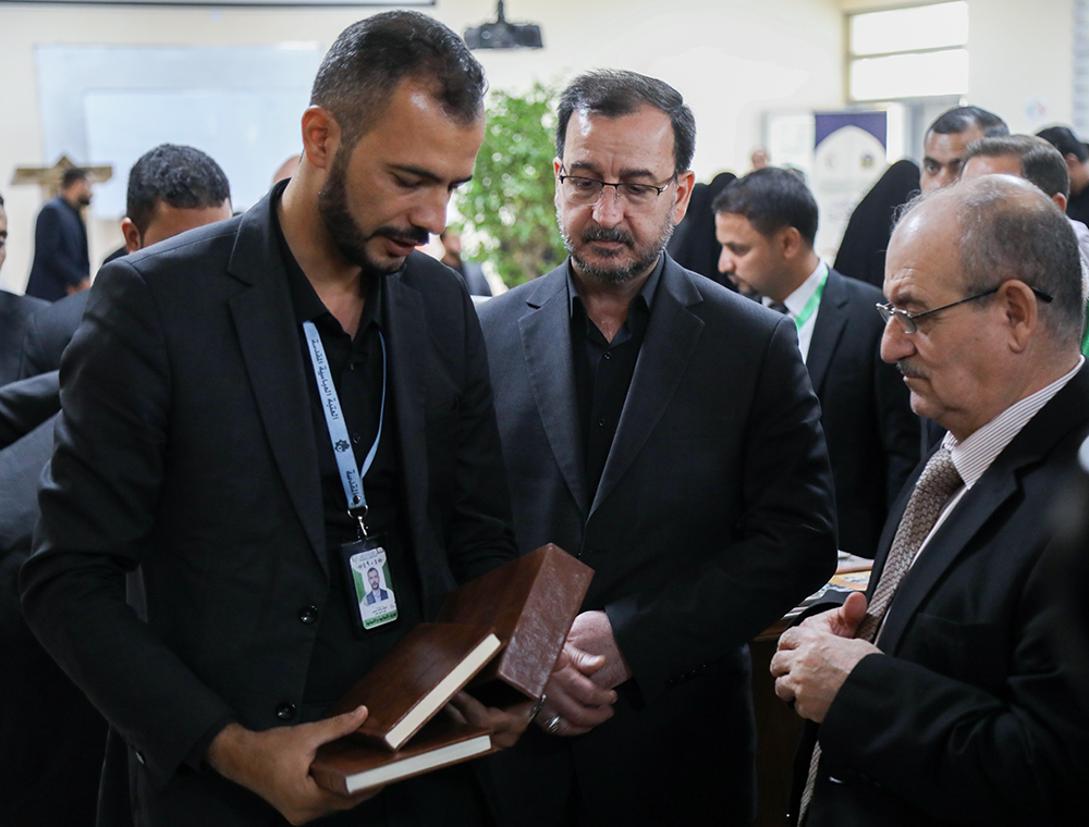 على هامش فعاليات المؤتمر الإقليمي الأوّل للخدمات الطبية في الزيارة الأربعينية.. قسم شؤون الإسلاميّة والإنسانيّة يشارك بمعرضٍ للكتاب