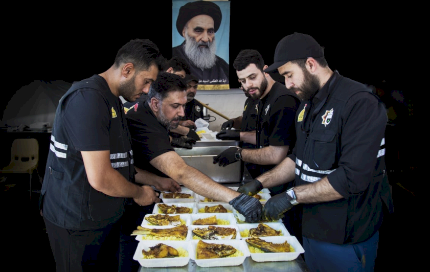 موكبُ (بنفسي أنتَ) الخدميّ يواصلُ تقديمَ الخدماتِ للزائرينَ