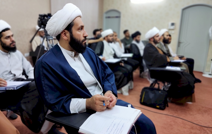 مركزُ التُراثِ الإسلاميّ يُقيمُ دورتينِ في فنِّ التحقيقِ