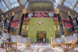 العتبة العباسية المقدسة تتشح بالسواد حزناً على استشهاد الإمام محمد الجواد (ع)