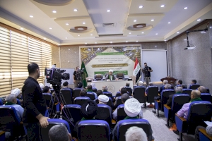 على هامش مهرجان الغدير السنوي .. وفد قسم شؤون المعارف الاسلامية والإنسانية يشارك في ندوة فكرية عن مباديء حقوق الانسان عند الامام علي عليه السلام