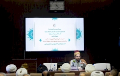 قسمُ المعارفِ يقيمُ ندوةً حولَ جهود السيّد علي النقويّ في حفظِ التُراثِ