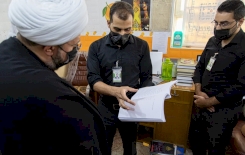 ضمن جولاته المستمرة: الشّيخ الهلاليّ يزورُ مركزَ تُراثِ كربلاءَ