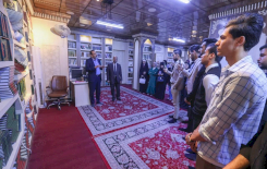 مركزُ تُراثِ البصرةِ يستقبلُ ثلّةً من طلبةِ جامعةِ البصرةِ