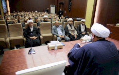 الشّيخ الهلاليّ يلتقي منتسبي قسمِ المعارفِ