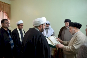 وفد العتبة العباسية المقدسة يزور مدينة قم المقدسة ويلتقي سماحة السيد جواد الشهرستاني دام تأييده   