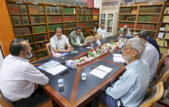 مركزُ تراثِ البصرةِ يُناقشُ تحضيراتِ المؤتمرِ العلميِّ الدَّوليِّ الأوَّلِ