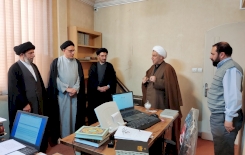 المشرفُ على قسمِ  المعارفِ يزورُ مركزَ التُراثِ الإسلاميّ