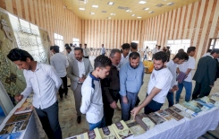 تُراثُ البصرةِ يقيمُ معرضًا للكتابِ