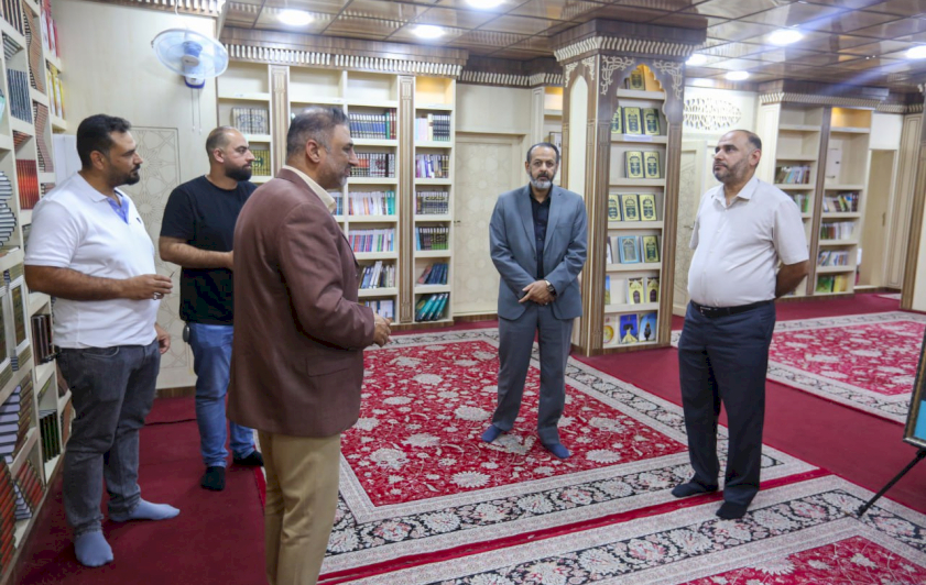 وفدُ قسمِ التاريخِ في كليِّةِ الآدابِ للدِّراساتِ العُليا بجامعةِ البصرةِ يزورُ مركزَ تراثِ البصرةِ