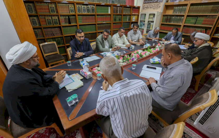 مجلَّةُ (تراث البصرة المحكَّمة) تعقد اِجتماعَها الدَّوريّ