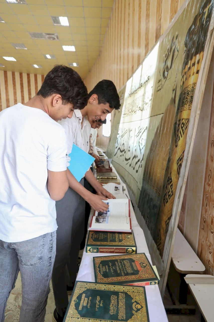 مركز تراث البصرة يقيم معرضاً للكتاب التراثي