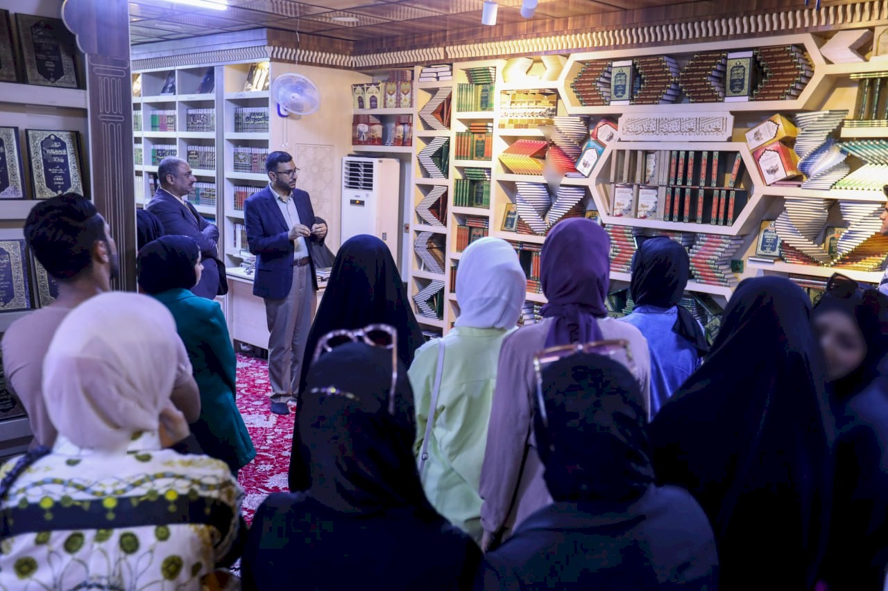 المركز يستقبل وفداً طلابياً من جامعة البصرة