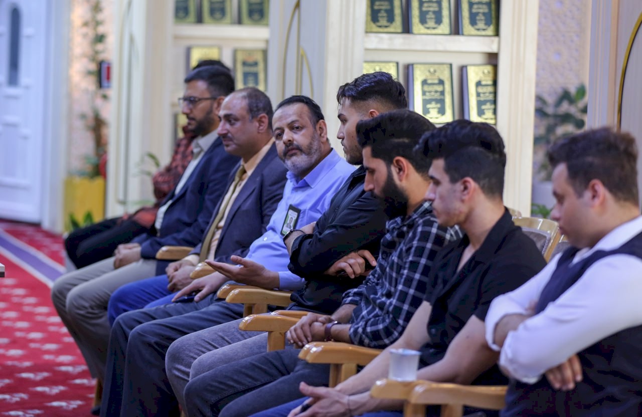 المركز يستقبل وفداً طلابياً من جامعة البصرة