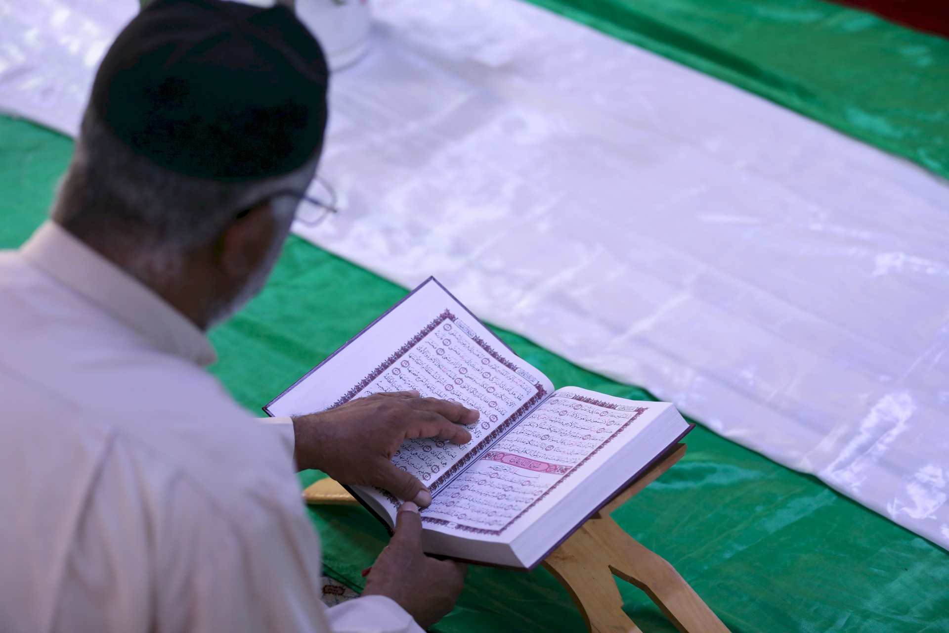 مركز تراث البصرة يختتم برنامجه القرآني الرمضاني