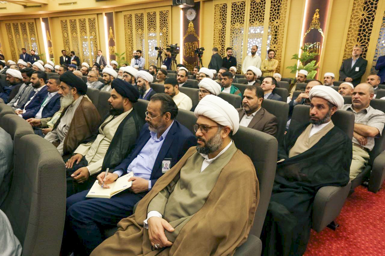 ضمن فعاليات أسبوع الامامة الدولي الأول، مركز تراث البصرة يحضر ويشارك ببحثٍ علمي .