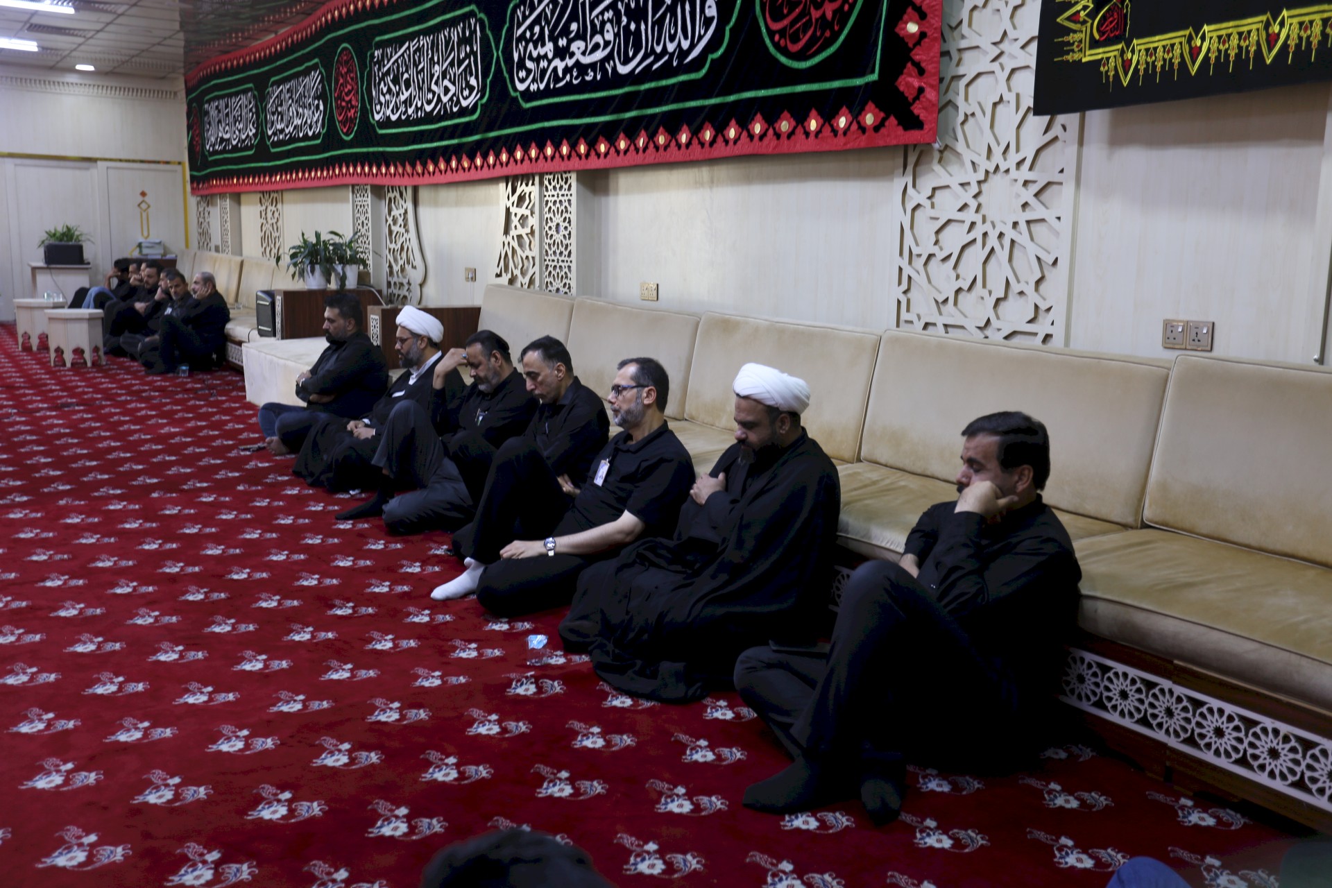مركز تراث البصرة يقيم مجلساً للعزاءِ في ذكرى  استشهاد الإمام الحسن المجتبى ( عليه السلام)