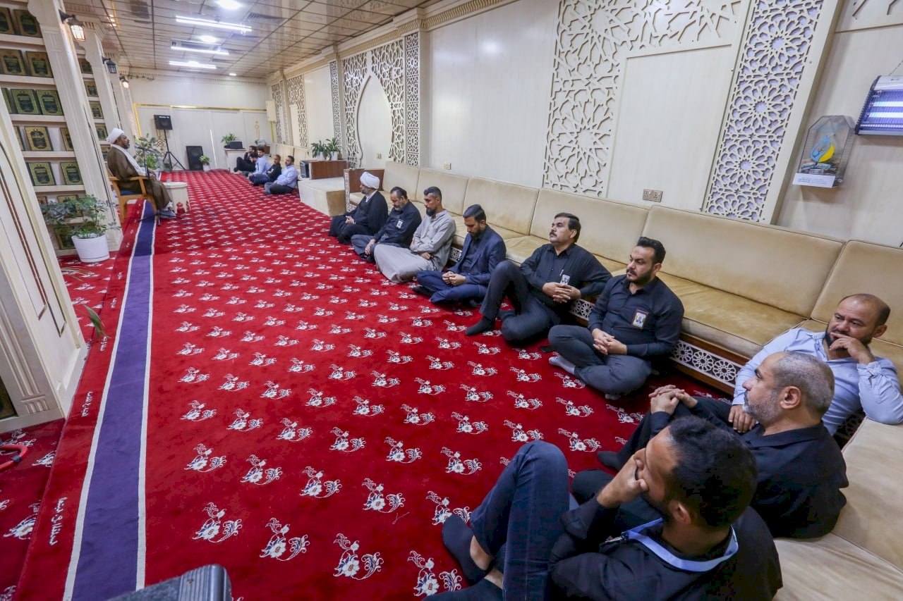 مركز تراث البصرة يقيم مجلساً للعزاء بمناسبة استشهاد الإمام العسكري (عليه السلام)