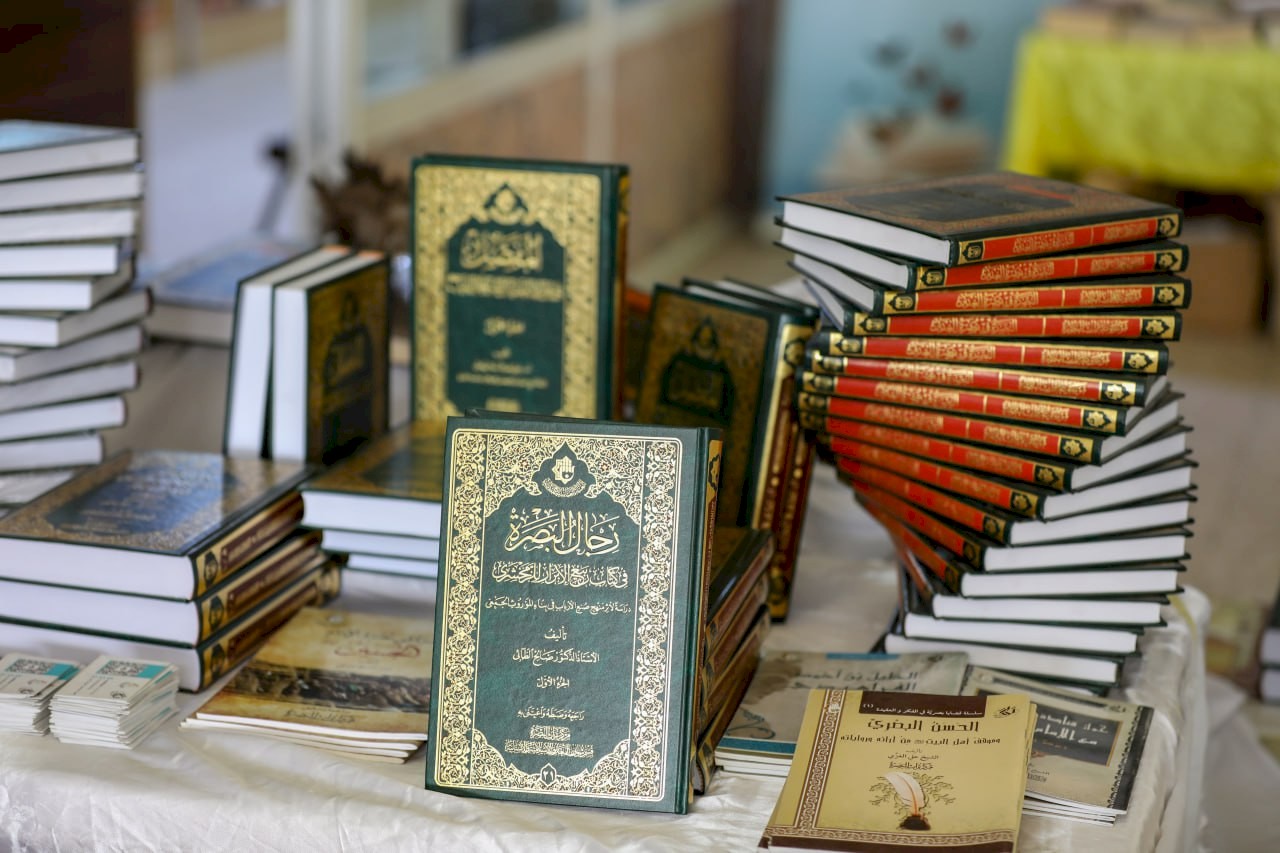 مركز تراث البصرة يشارك في معرض الكتاب السنوي الشامل