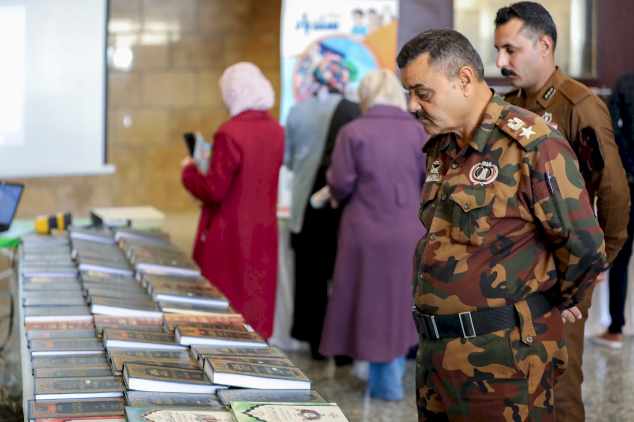 مركز تراث البصرة يشارك  في معرض الكتاب البصري الأول بنسخته الثانية  في(قاعة ديوان محافظة البصرة)