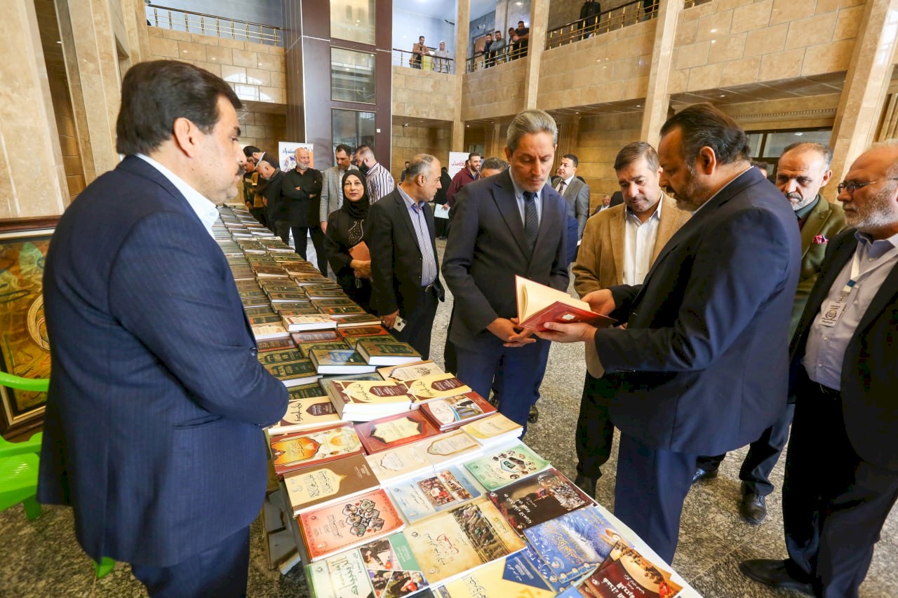 مركز تراث البصرة يشارك  في معرض الكتاب البصري الأول بنسخته الثانية  في(قاعة ديوان محافظة البصرة)