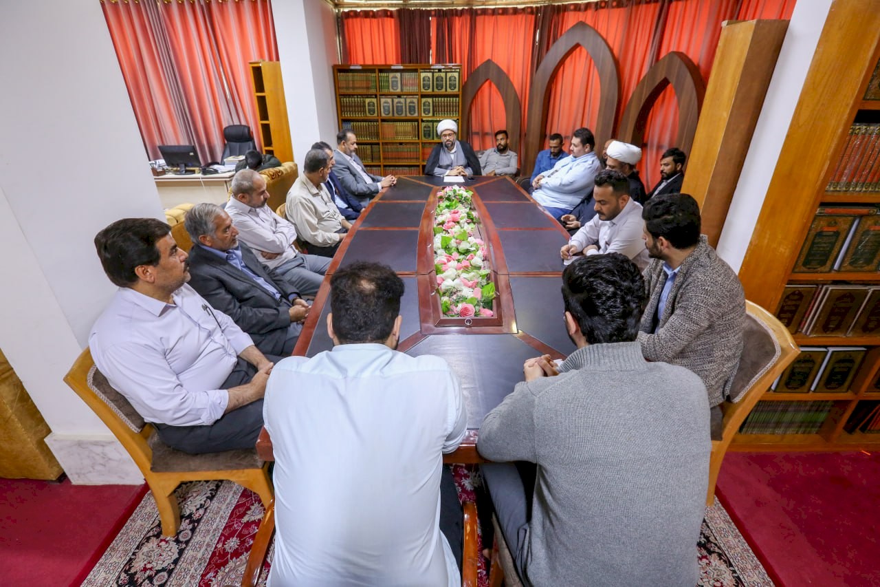 إدارة مركز تراث البصرة تعقد اجتماعاً تداولياً