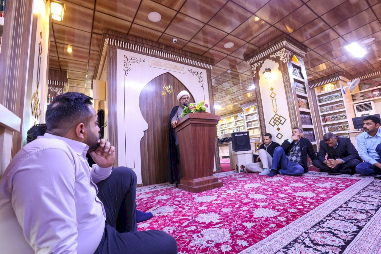 مركز تراث البصرة يحيي المناسبة المباركة لولادة الامام علي (عليه السلام)