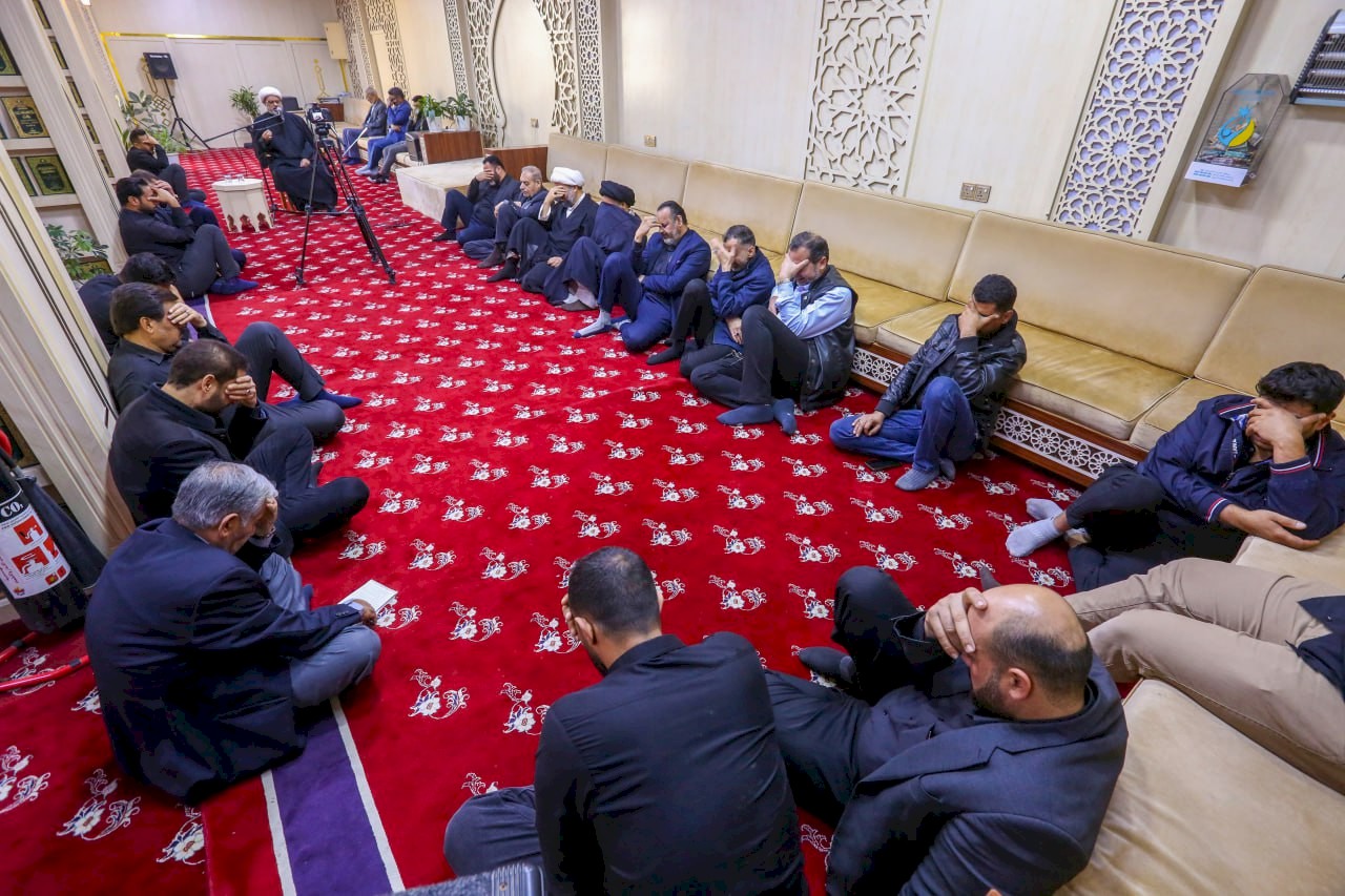 مركز تراث البصرة يقيم مجلس عزاء استشهاد السيدة زينب ( عليها السلام )