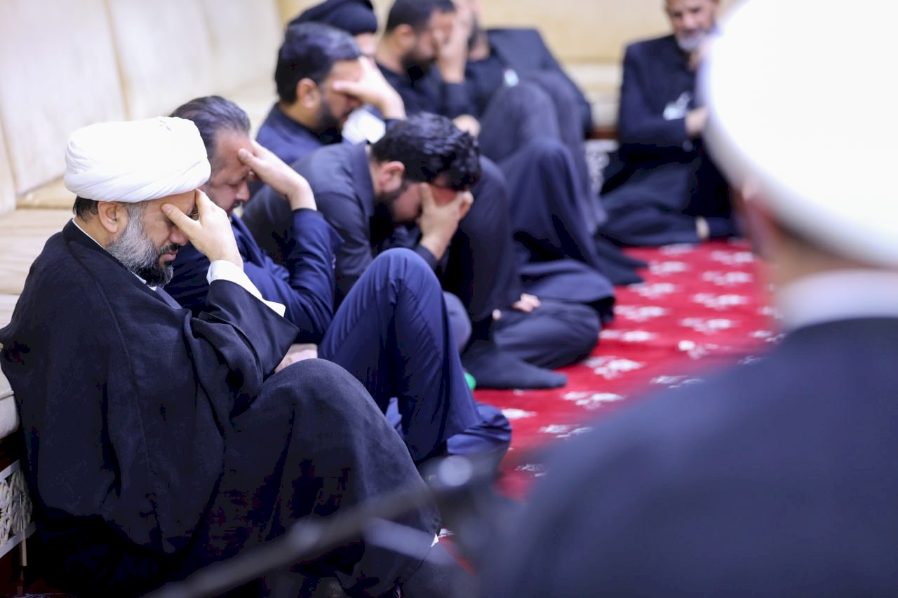 لمناسبة استشهاد الإمام الكاظم ( عليه السلام )، مركز تراث البصرة يقيم مجلساً للعزاء