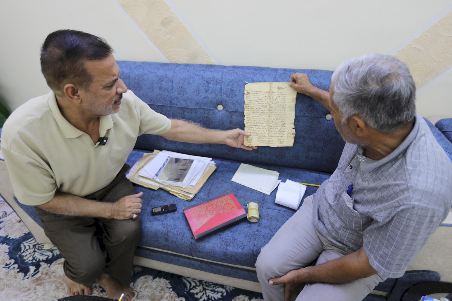 ⭕مركزُ تراثِ البصرة يتسلَّمُ المجموعة الثانية من  إهداءات مكتبة الأُستاذ ماهر دوّاس الفرطوسيّ