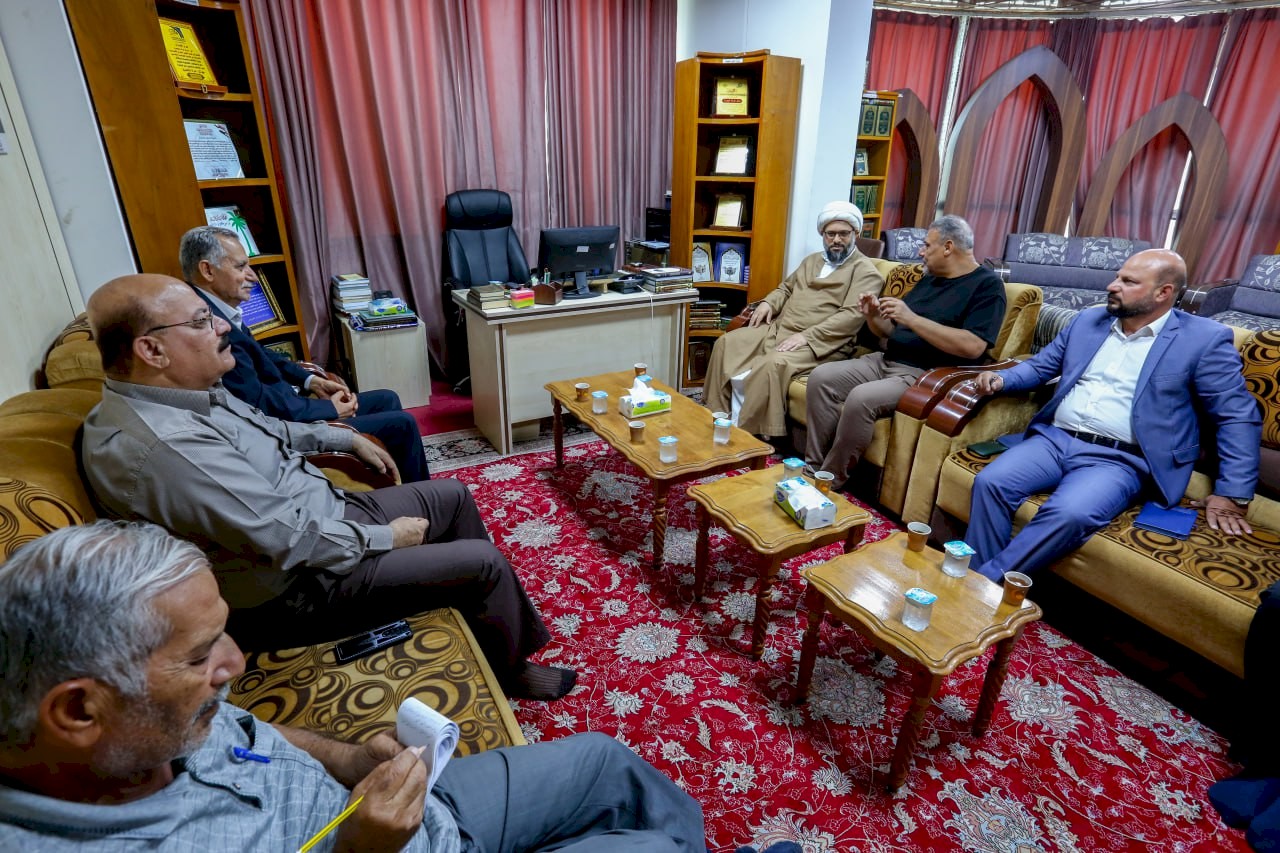⭕ وفدٌ مِن مجلسِ محافظةِ البصرةِ يزورُ مركزَ تُراثِ البصرة