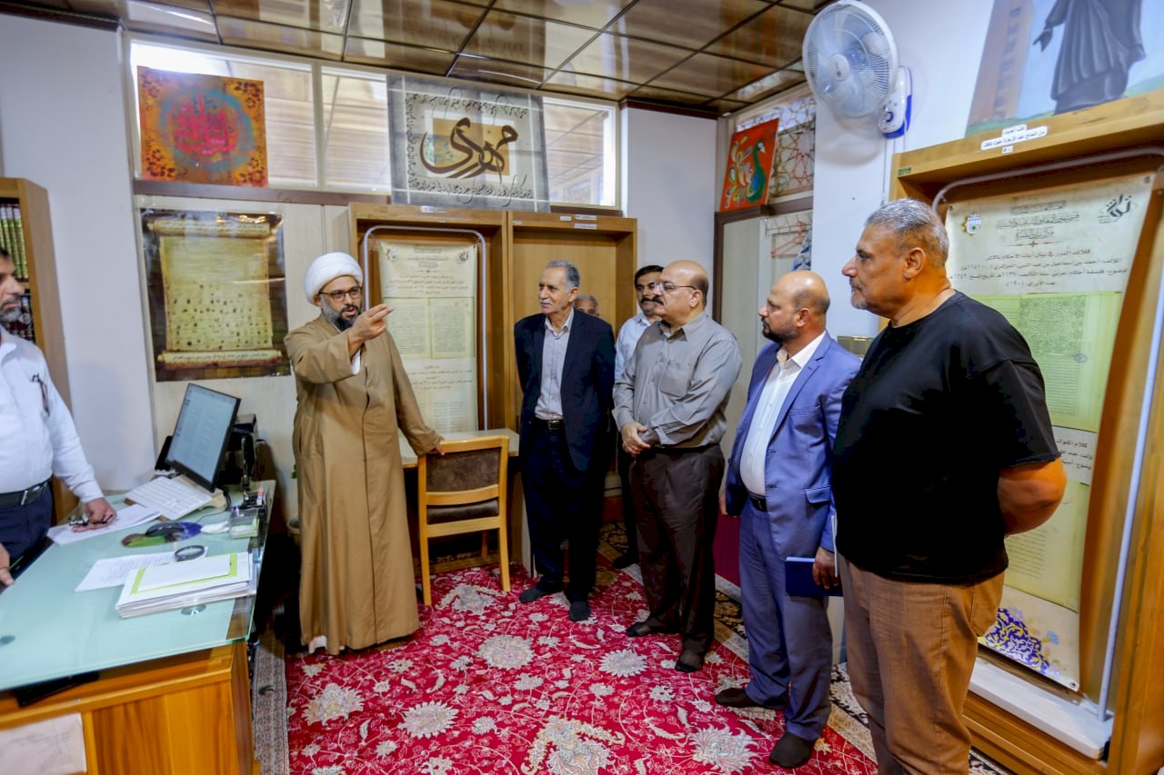 ⭕ وفدٌ مِن مجلسِ محافظةِ البصرةِ يزورُ مركزَ تُراثِ البصرة