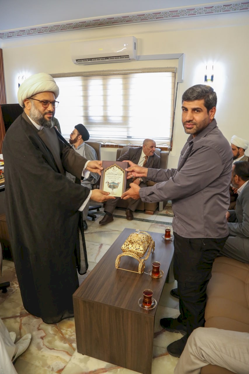 مركز تراث البصرة يزور هيأة الحشد الشعبي في البصرة