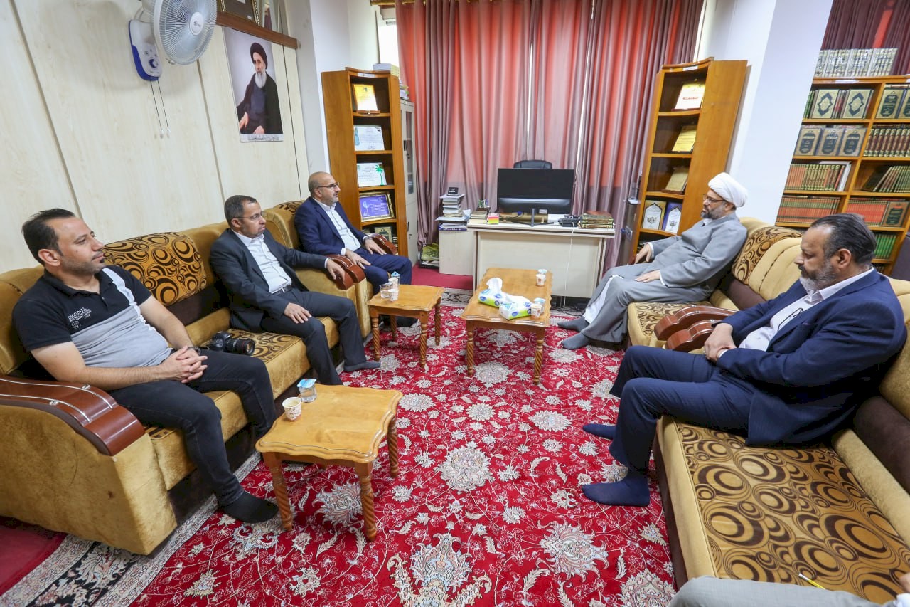 دائرة البحوث والدراسات في ديوان الوقف الشيعي تزور مركز تراث البصرة