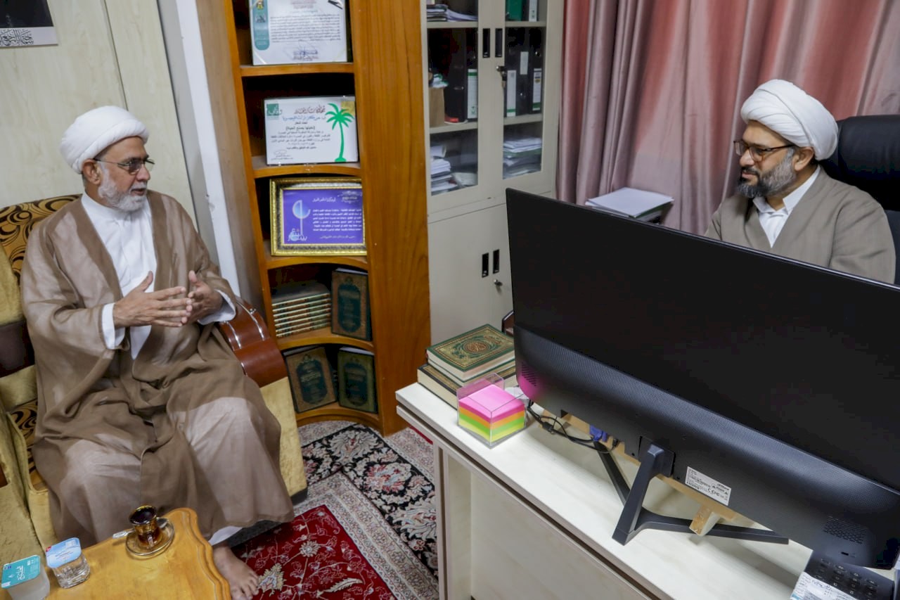 مركزُ ملتقى القمرِ الثَّقافيِّ يزورُ مركزَ تُراثِ البصرةِ