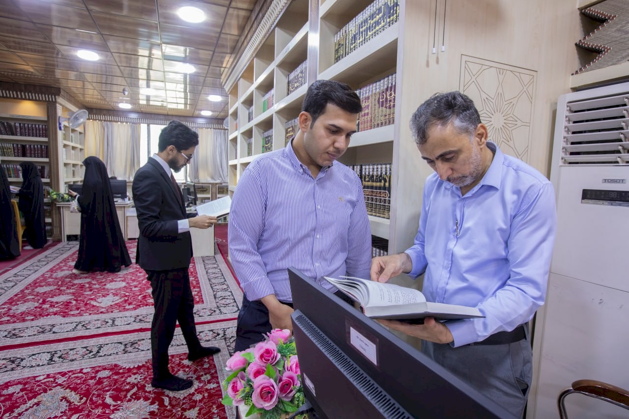 قسم علوم القرآن في كلية التربية للعلوم الإنسانية بجامعة البصرة يزور مركز تراث البصرة
