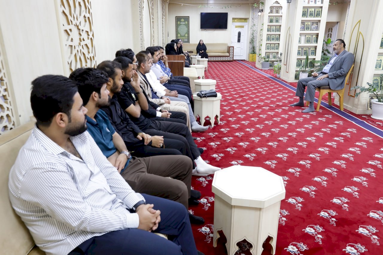 قسم علوم القرآن في كلية التربية للعلوم الإنسانية بجامعة البصرة يزور مركز تراث البصرة