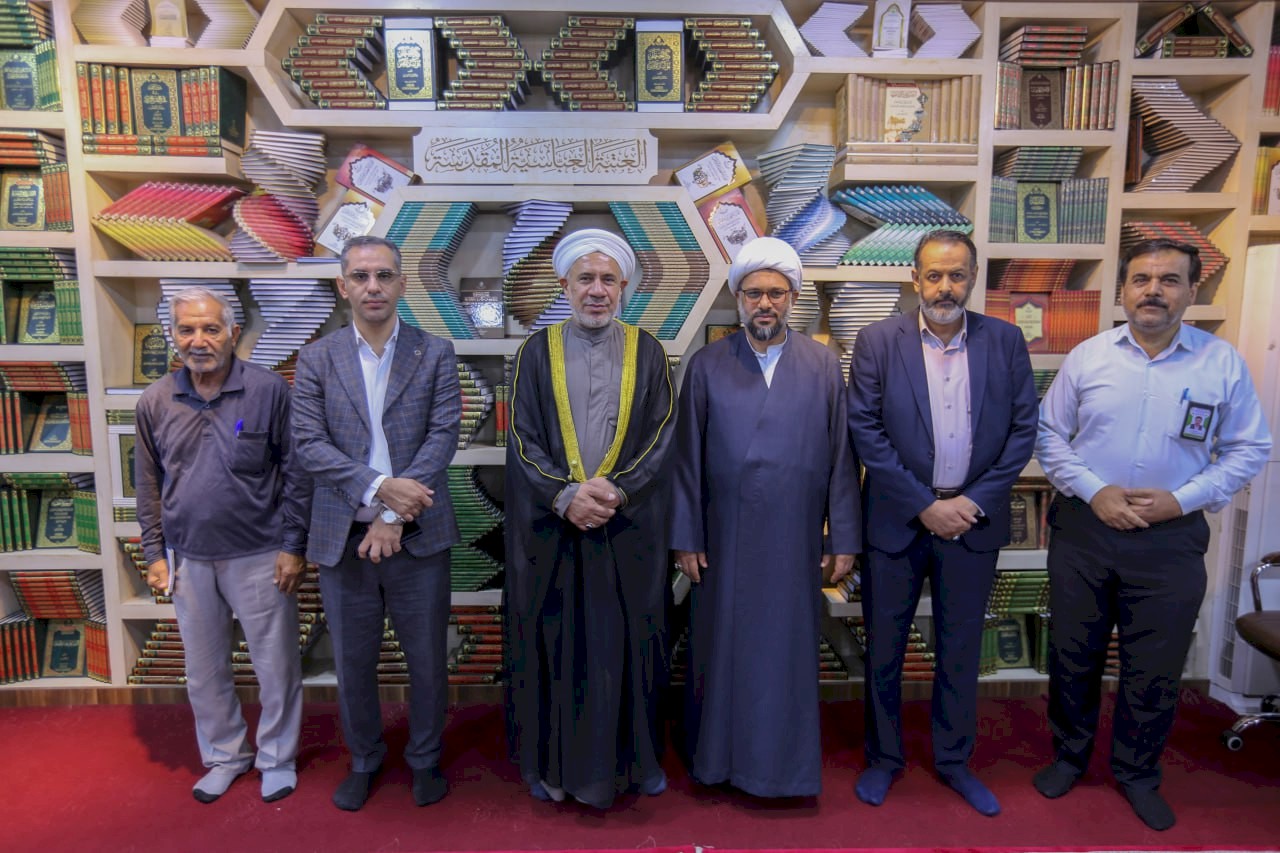 فضيلة الشيخ جمال الدّوسري إمام وخطيب مسجد الدروازة يزور مركز تراث البصرة