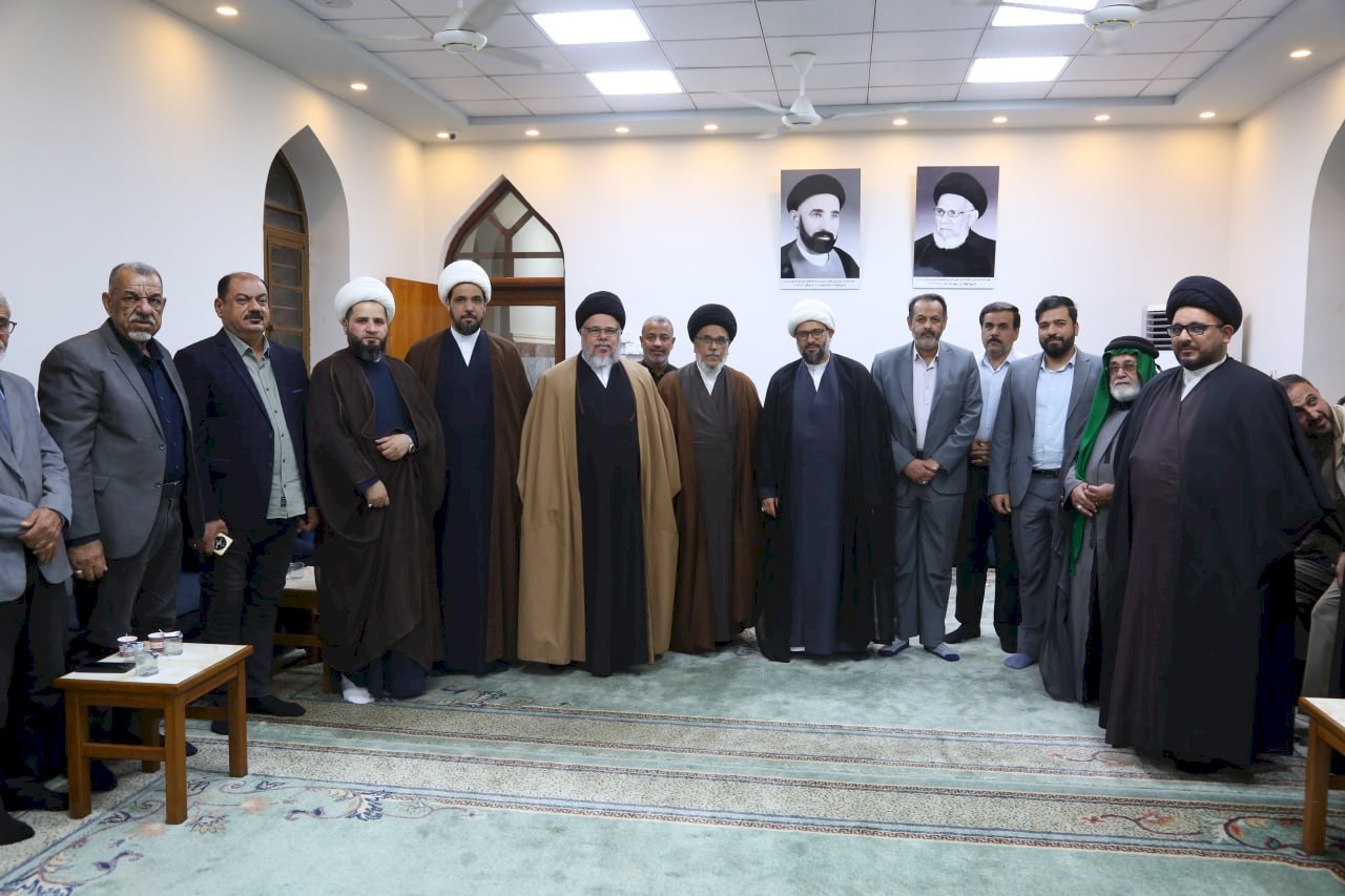 وفد مركز تراث البصرة يلتقي سماحة السيد حسنين الصافي (حفظه الله)
