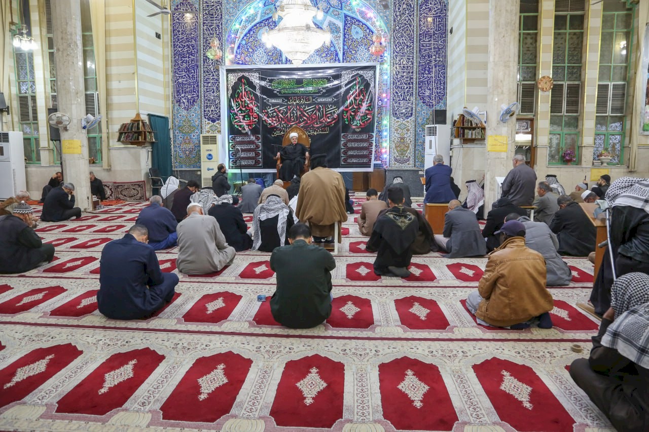 مركز تراث البصرة يزور سماحة الشيخ محمّد فلك المالكيّ