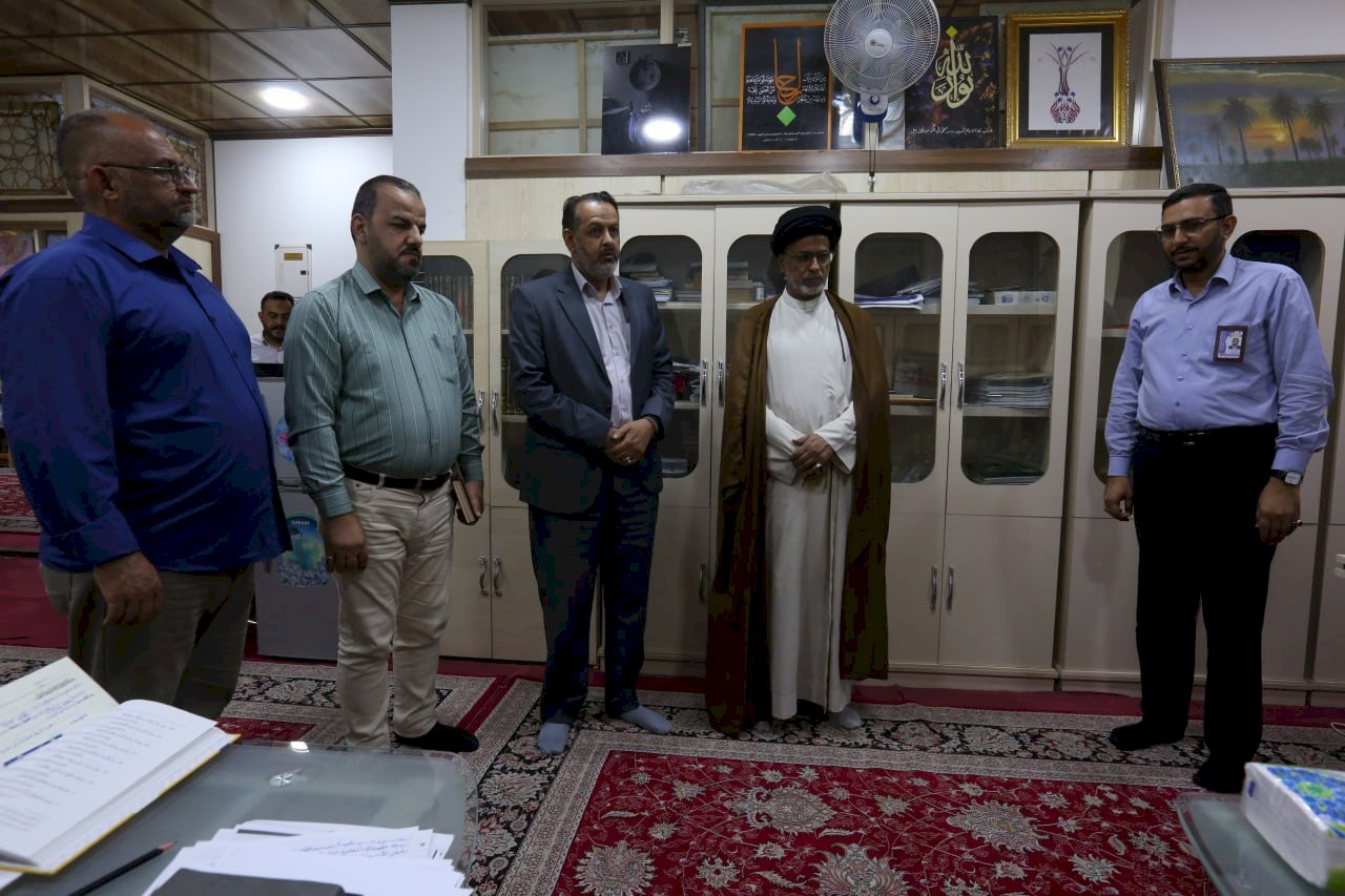 السَّيد الدّكتور هاشم العوادي مسؤول الشؤون الفكرية في المزارات الشيعية يزورُ مركزَ تراث البصرة