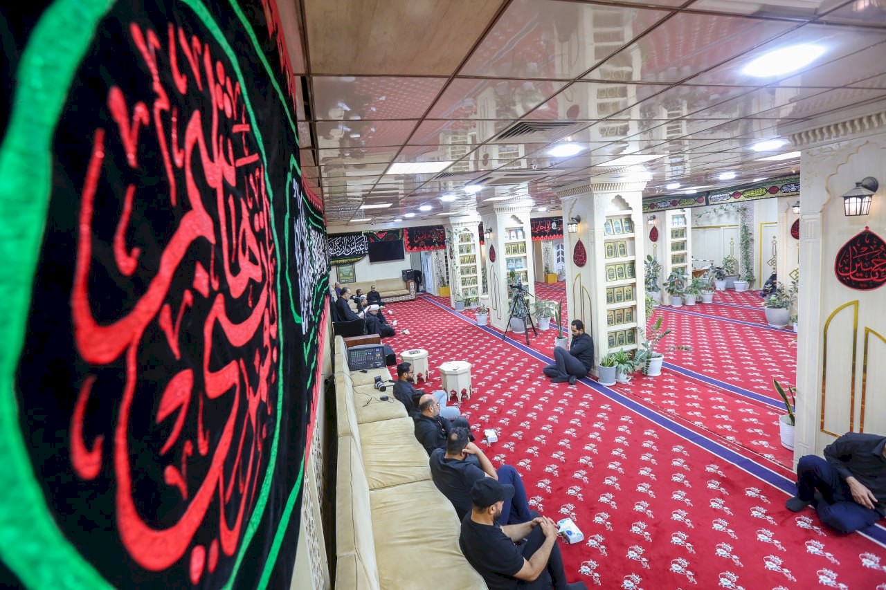 مركز تراث البصرة يحيي مراسيم قراءة (المقتل) الحسيني والقصة الكاملة لاستشهاد الإمام الحسين (عليه السلام)