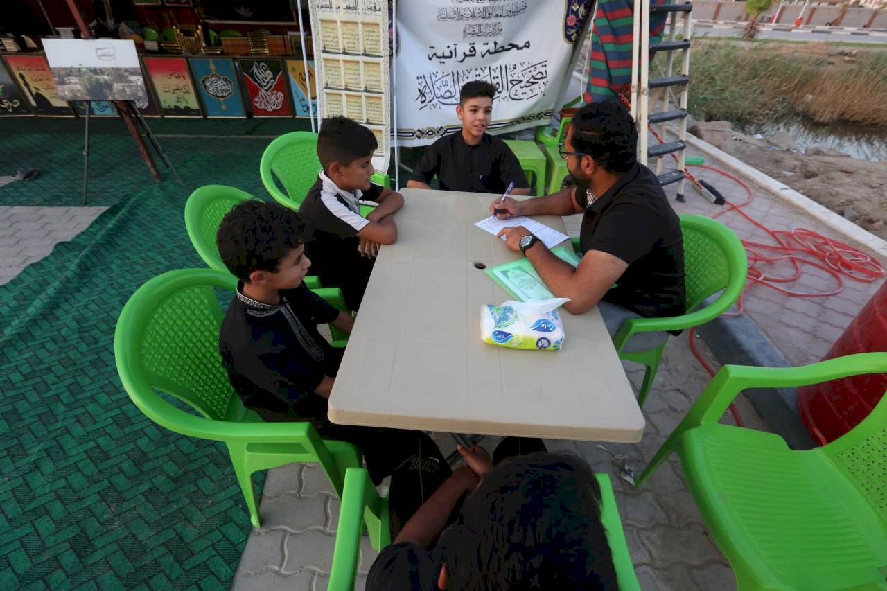 الموكبُ الثقافيُّ العام  لمركزِ تراثِ البصرةِ  يؤكِّد الدَّور الفاعل للثَّقافة في ترسيخ  الهُويَّة الحسينيَّة